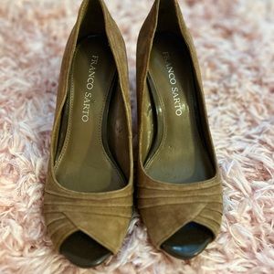 Franco Sarto tan suede peep toed heels in size 7.